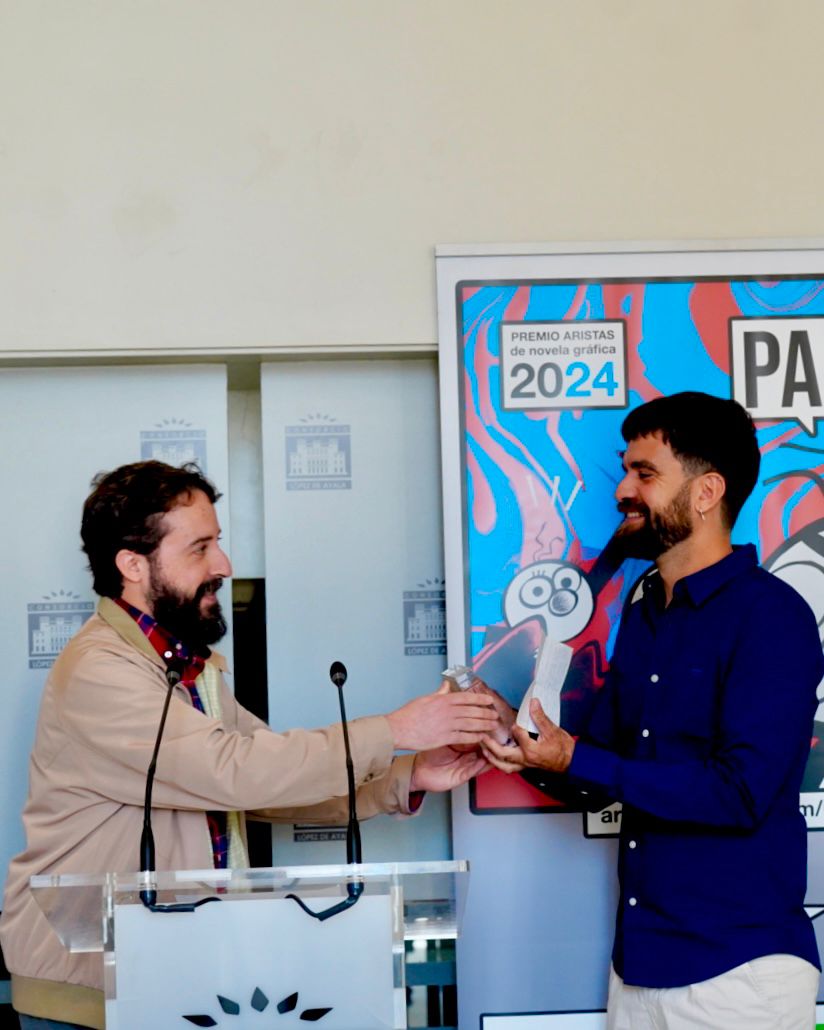 Image 2 of article Javier Castañeda recibe el premio PANG! de novela gráfica patrocinado por la Fundación Extremeña de la Cultura