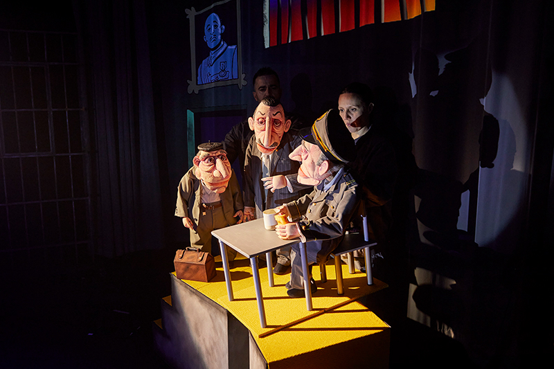 Image 1 of article Llega a la Sala Trajano 'El verdugo', la adaptación al teatro de marionetas de la inolvidable película de Berlanga