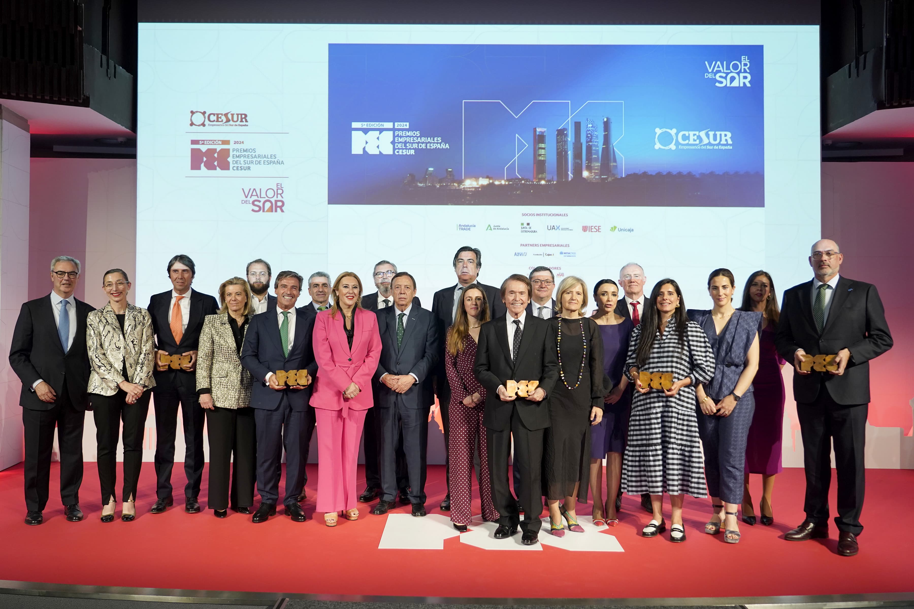 Image 0 of article Victoria Bazaga subraya la apuesta del Ejecutivo regional por el tejido empresarial extremeño en la entrega de los Premios Empresariales del Sur de España