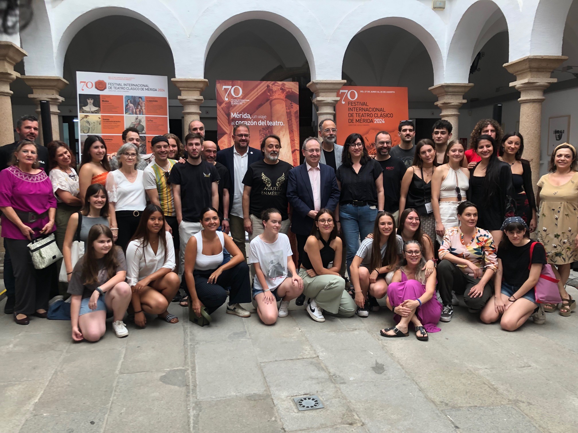 Foto de El Festival de Mérida y TAPTC? Teatro llevan las artes escénicas a calles y plazas emeritenses con Agusto en Mérida