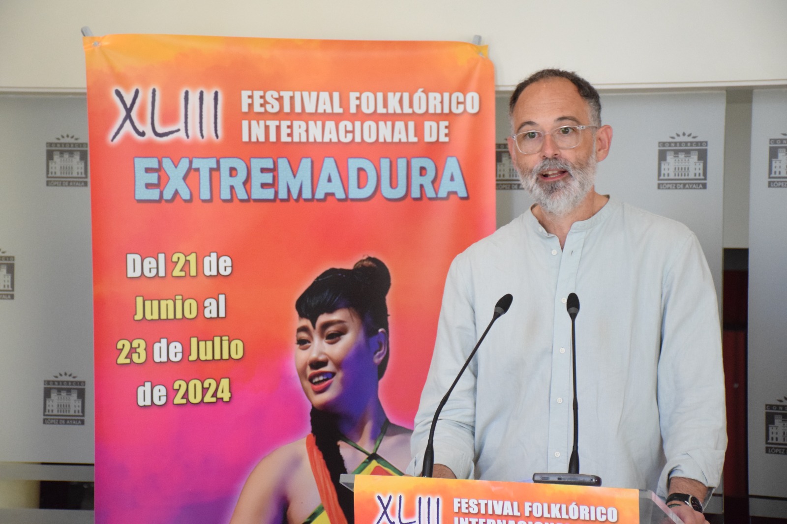 Image 1 of article Colombia, México, Panamá, Portugal, República Checa y España participan en la 43ª edición del Festival Folclórico Internacional de Extremadura