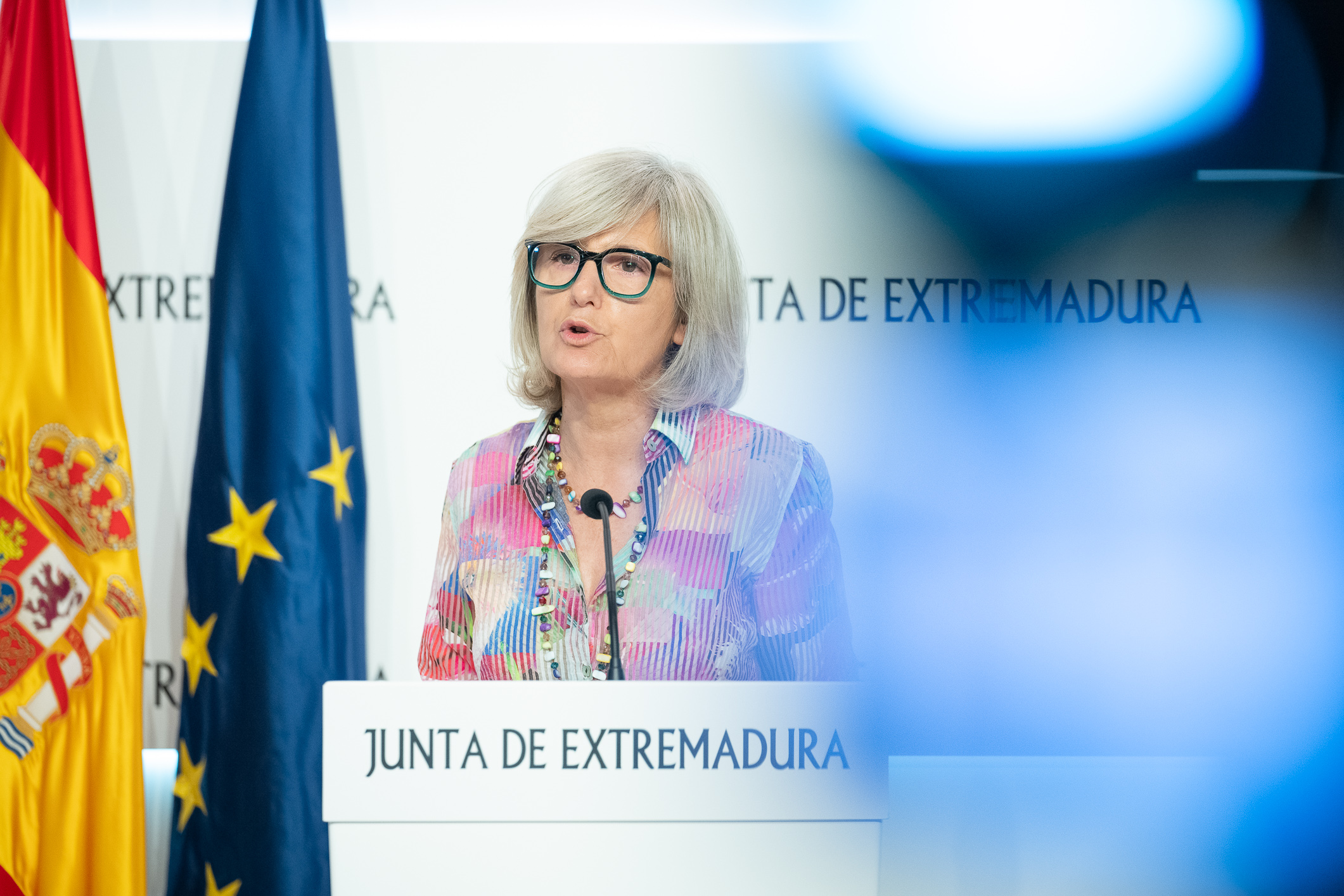 Image 1 of article La Junta de Extremadura aprueba ayudas de hasta 10.800 euros para los jóvenes que compren su vivienda en pequeños municipios
