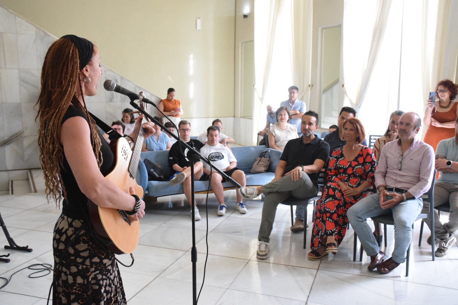 Image 6 of article La Junta apoya por primera vez el Extremareggae Music Festival y facilita la participación de la artista extremeña 'Su'