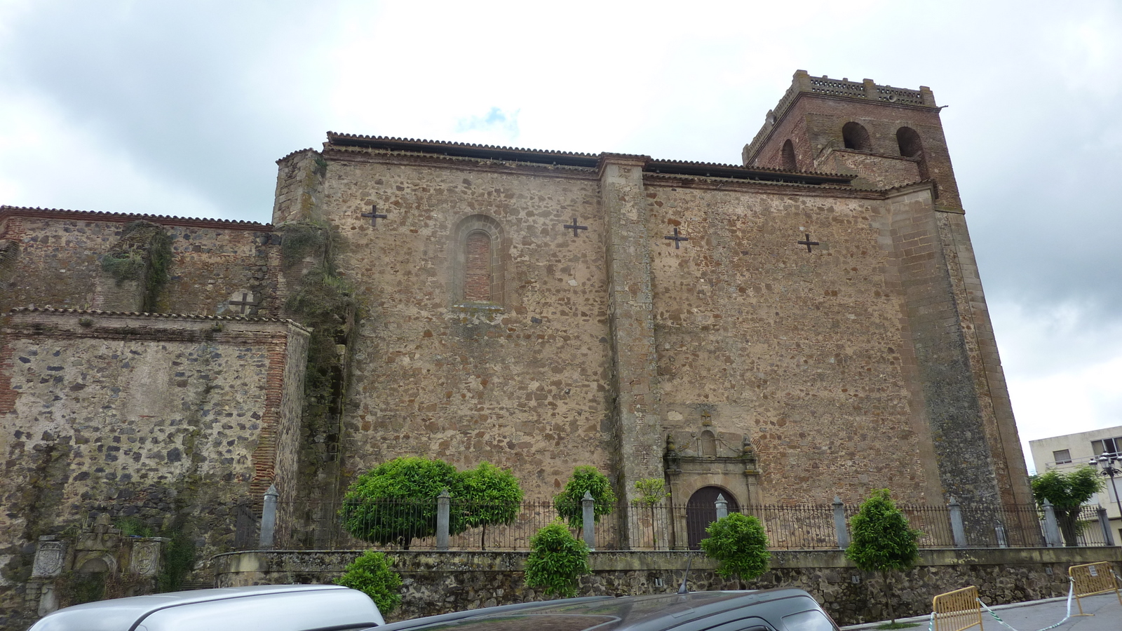 Image 2 of article La Junta licita por 186.037 euros las obras de restauración de la cubierta de la Iglesia de San Blas en Salvatierra de los Barros