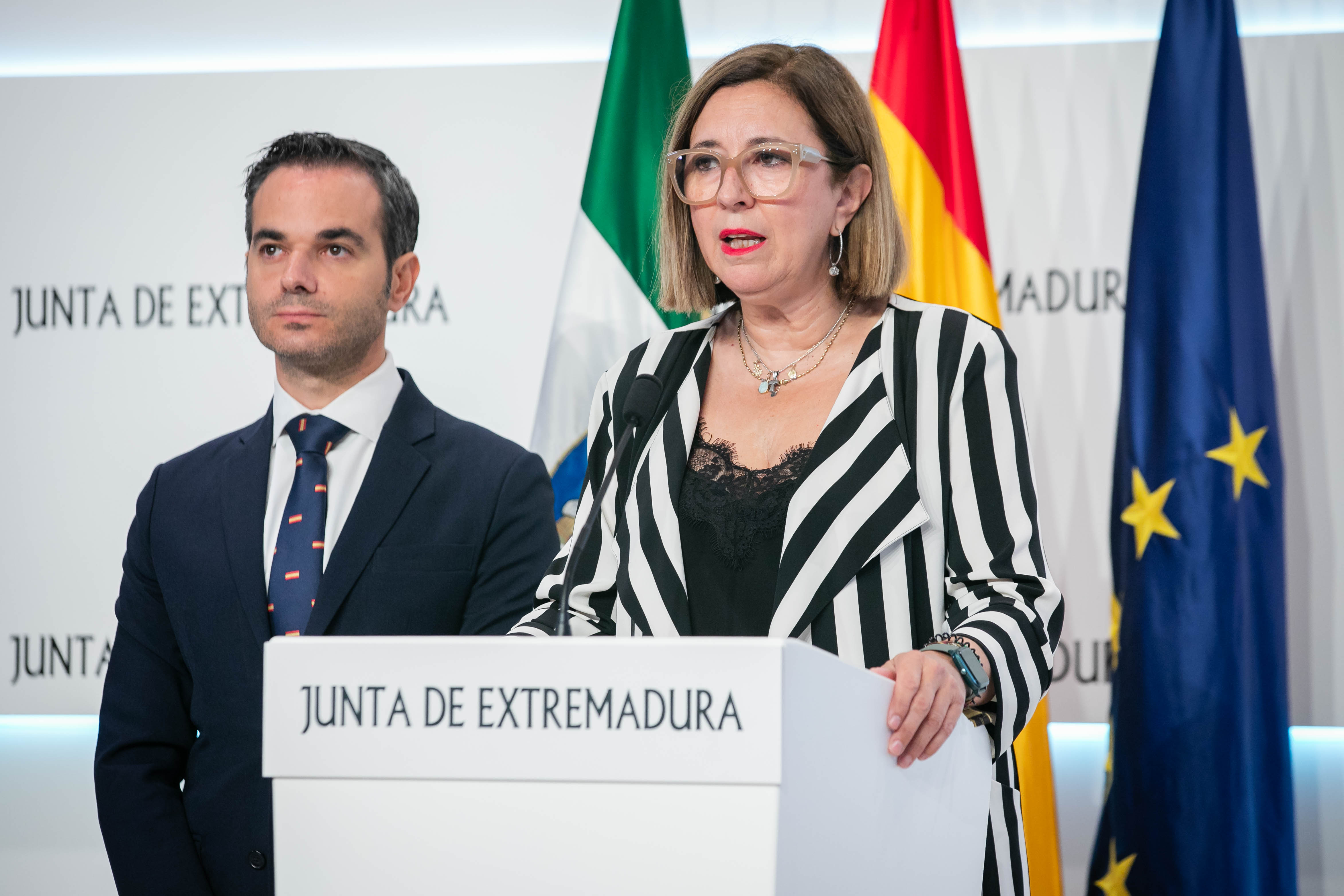 La consejera de Agricultura, Ganadería y Desarrollo Sostenible, Mercedes Morán, durante la rueda de prensa.