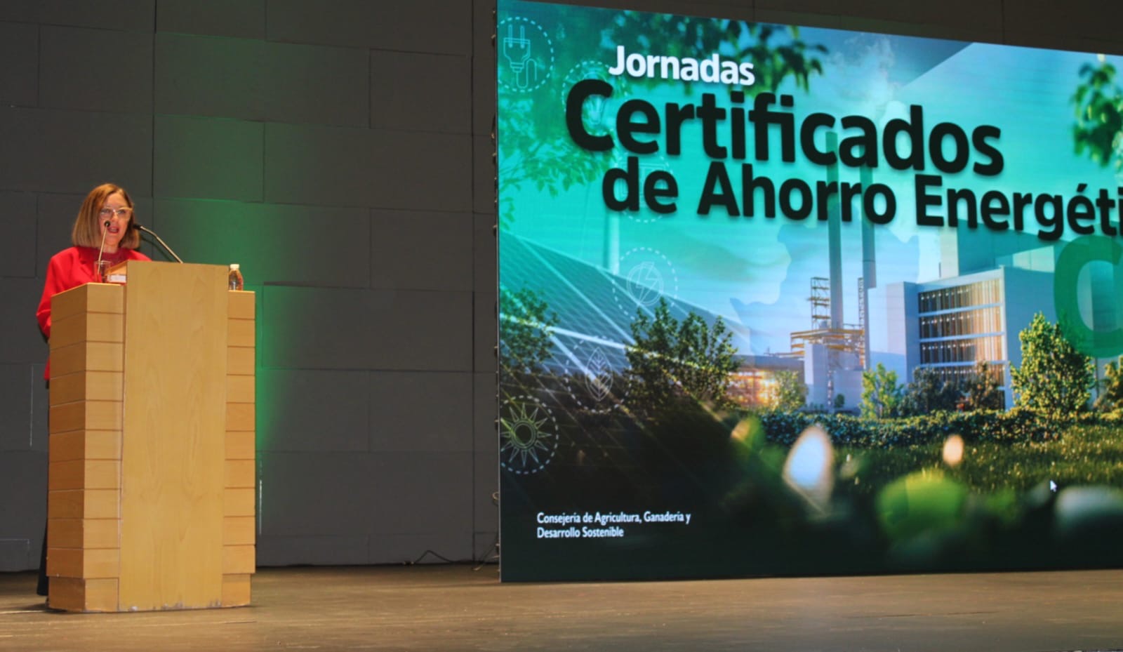 La consejera de Agricultura, Ganadería y Desarrollo Sostenible, Mercedes Morán, durante la inauguración.