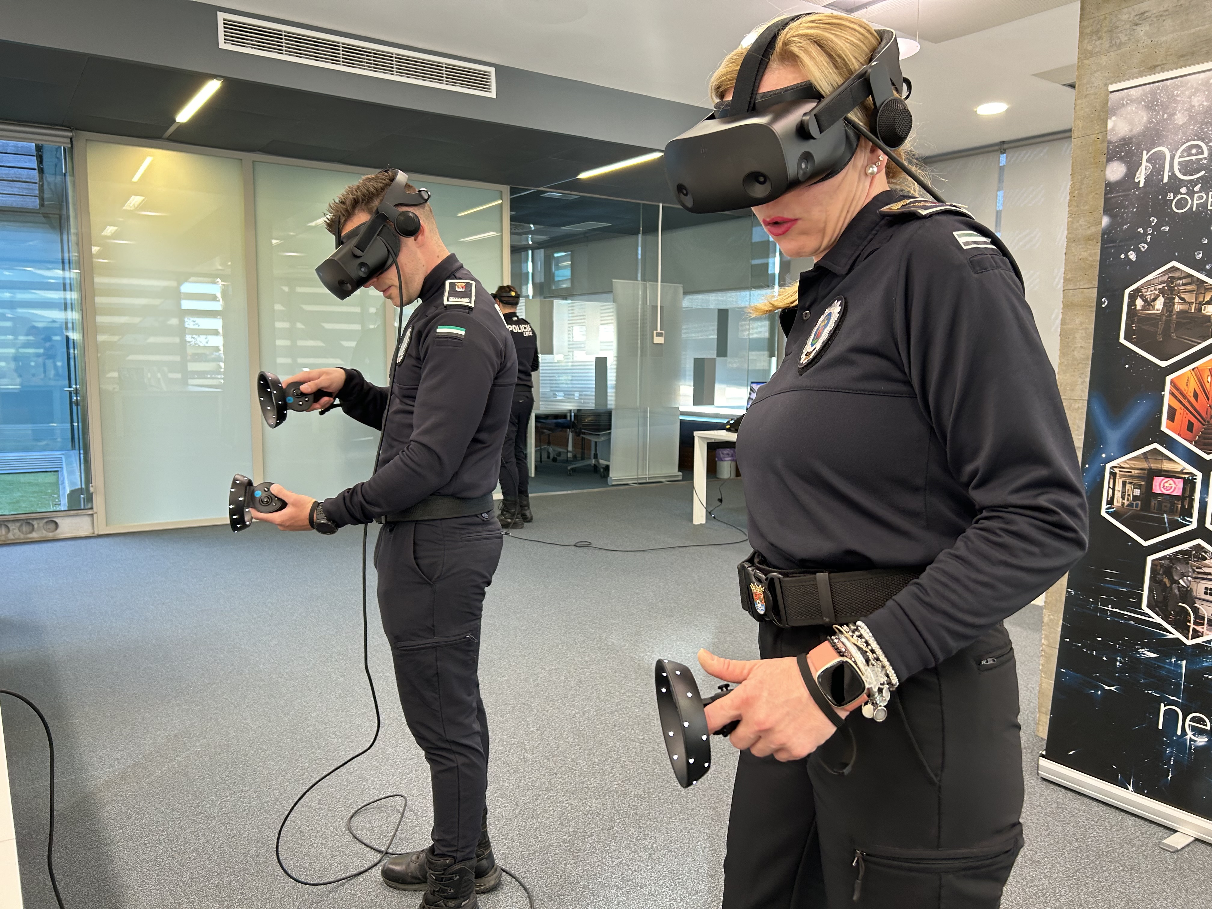Imagen del artículo La Academia de Seguridad Pública de Extremadura utiliza la realidad virtual para formar a sus mandos