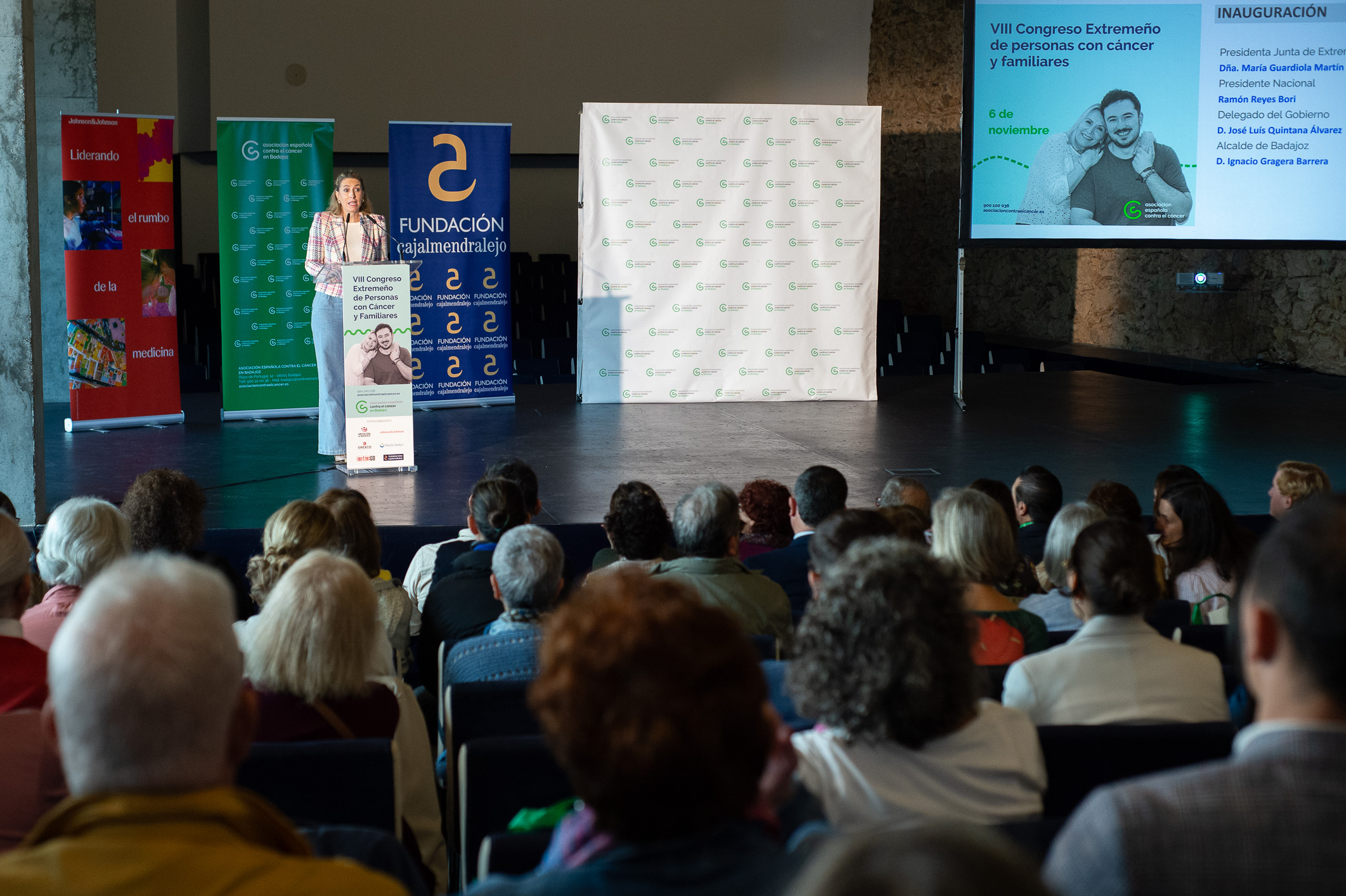 La presidenta de la Junta, María Guardiola, en el acto.