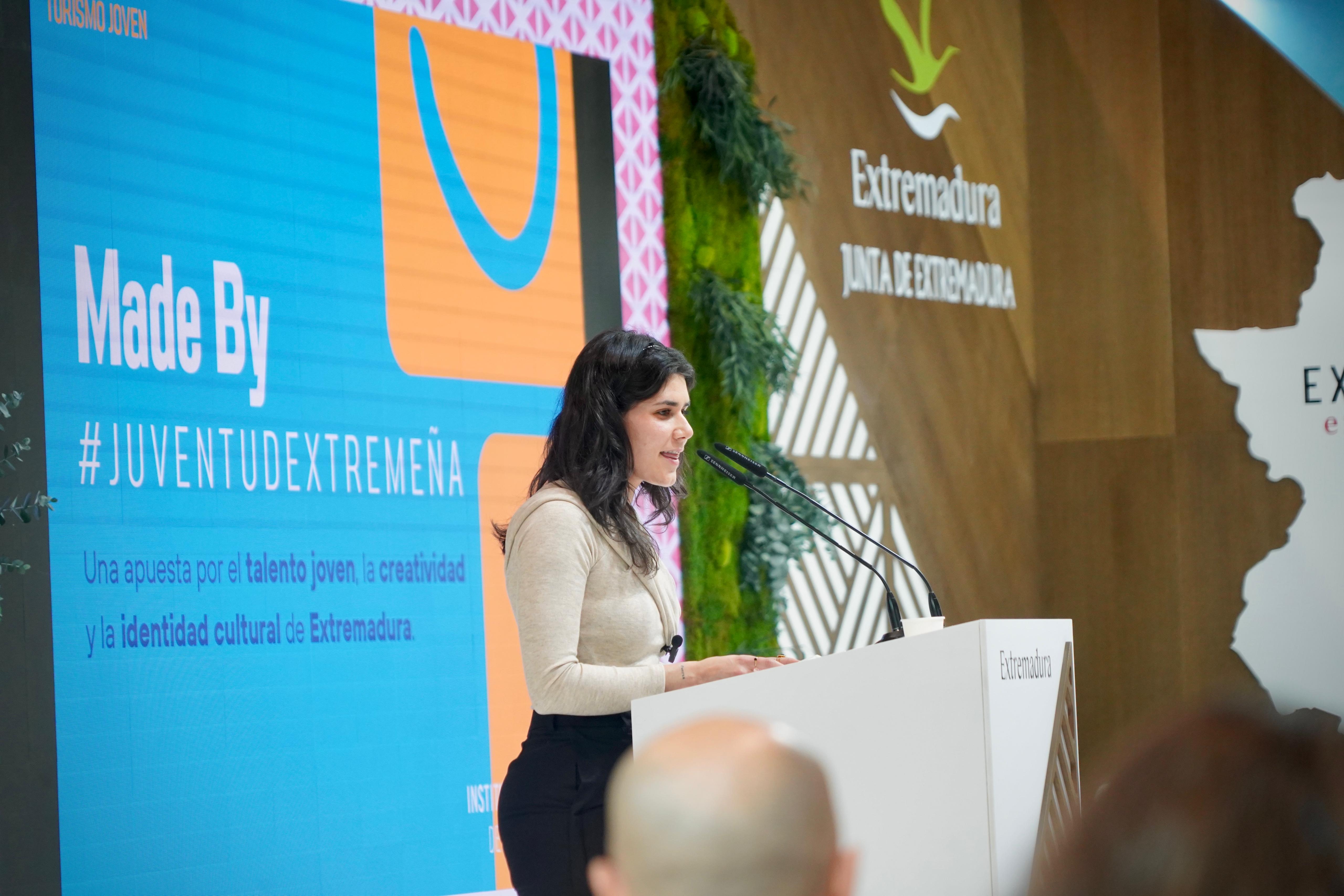 Foto de El Instituto de la Juventud de Extremadura presenta en FITUR sus acciones destinadas a fomentar el turismo joven en la región