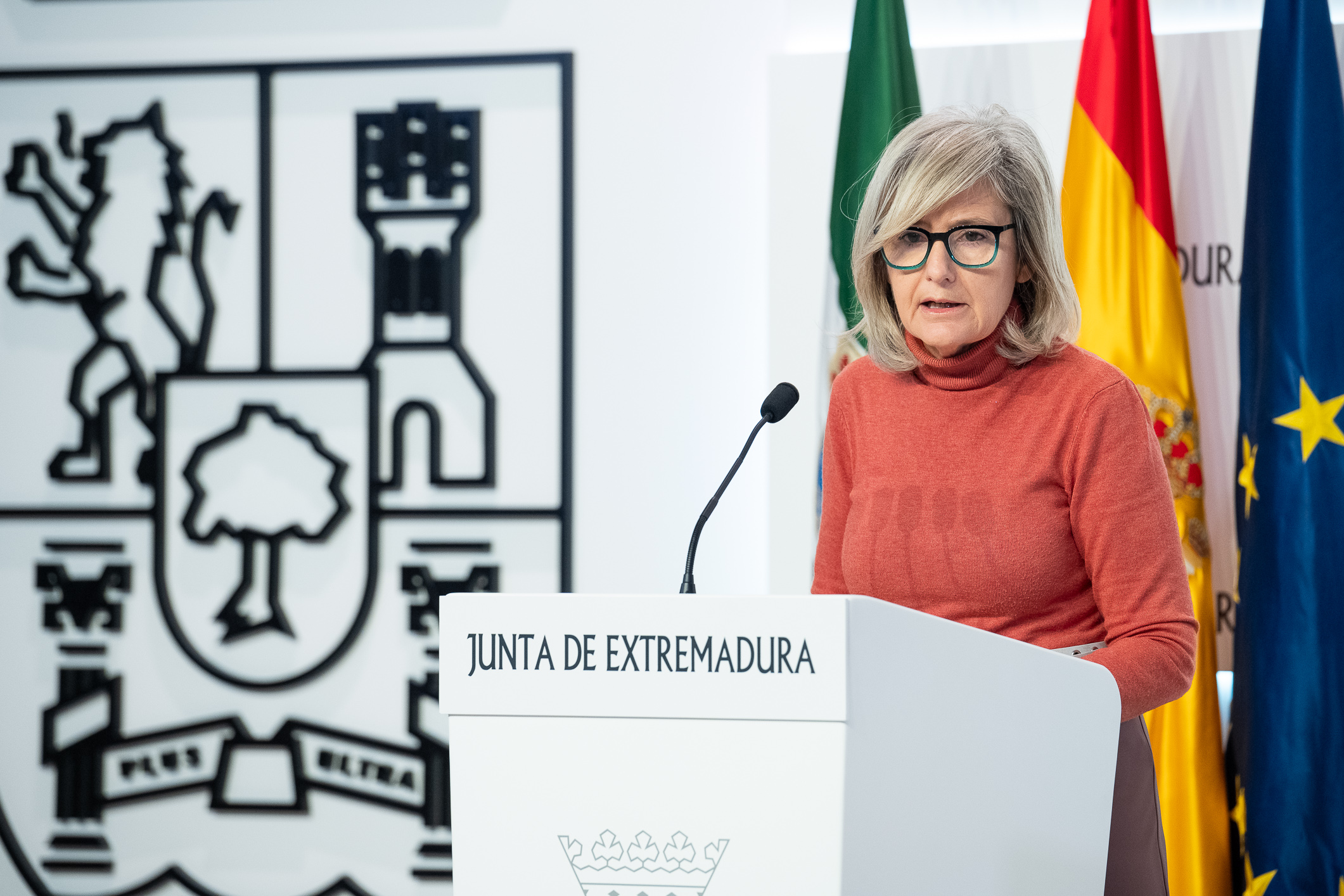 Imagen de la portavoz en la rueda de prensa tras la reunión del Consejo de Gobierno