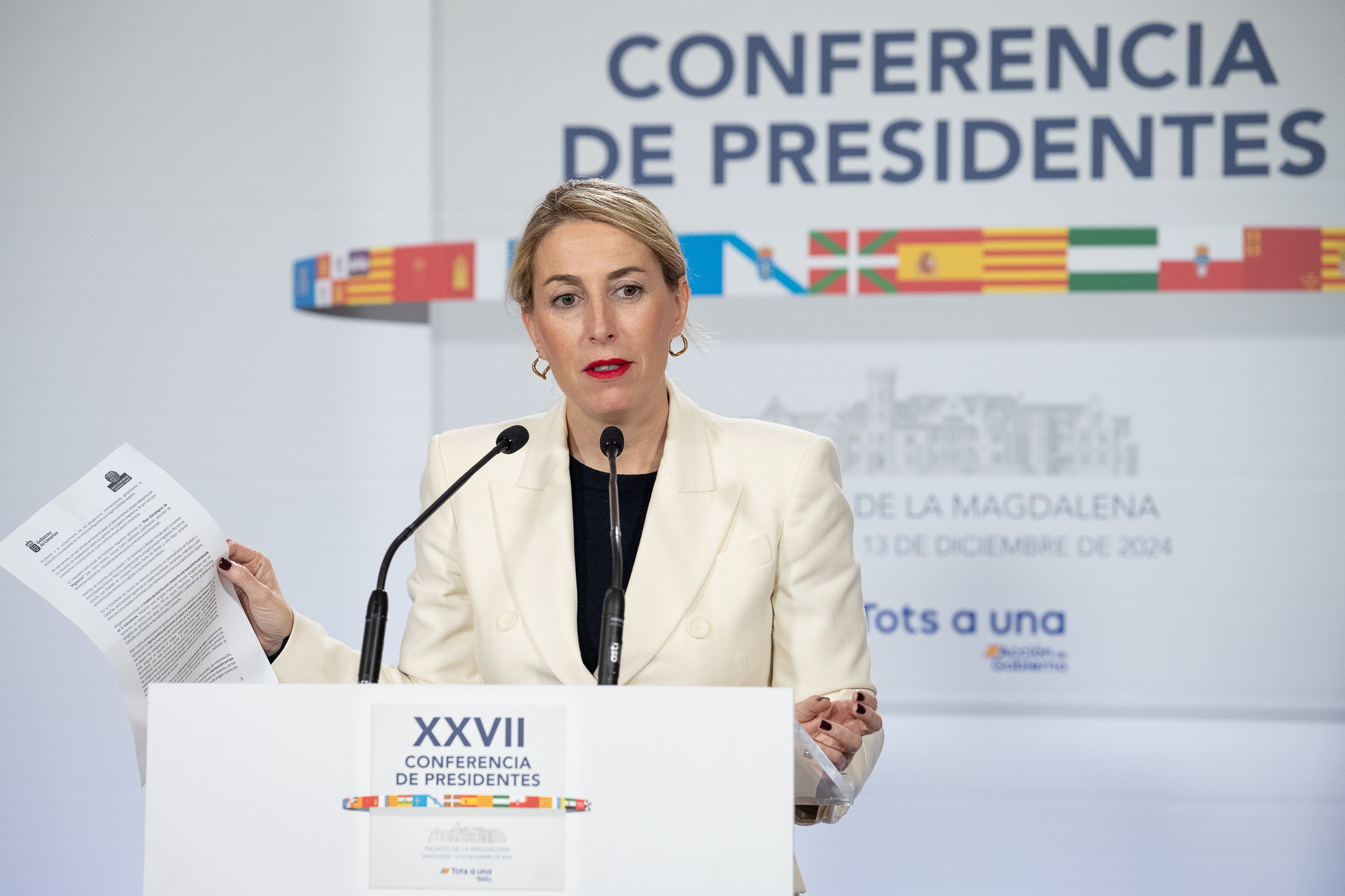 Imagen de la presidenta en la rueda de prensa posterior a la Conferencia de Presidentes