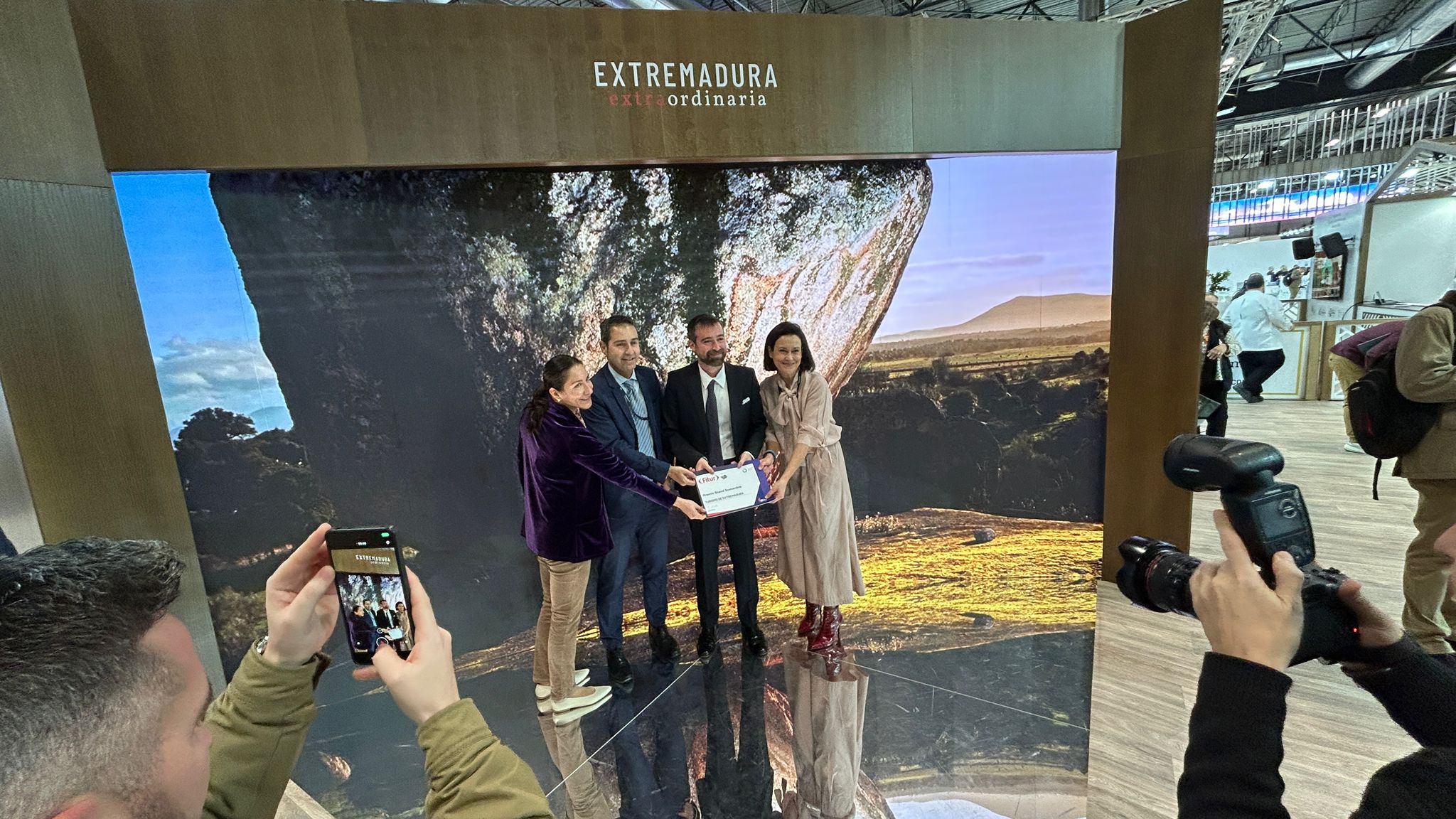 Foto de Extremadura gana en FITUR el premio al mejor stand sostenible