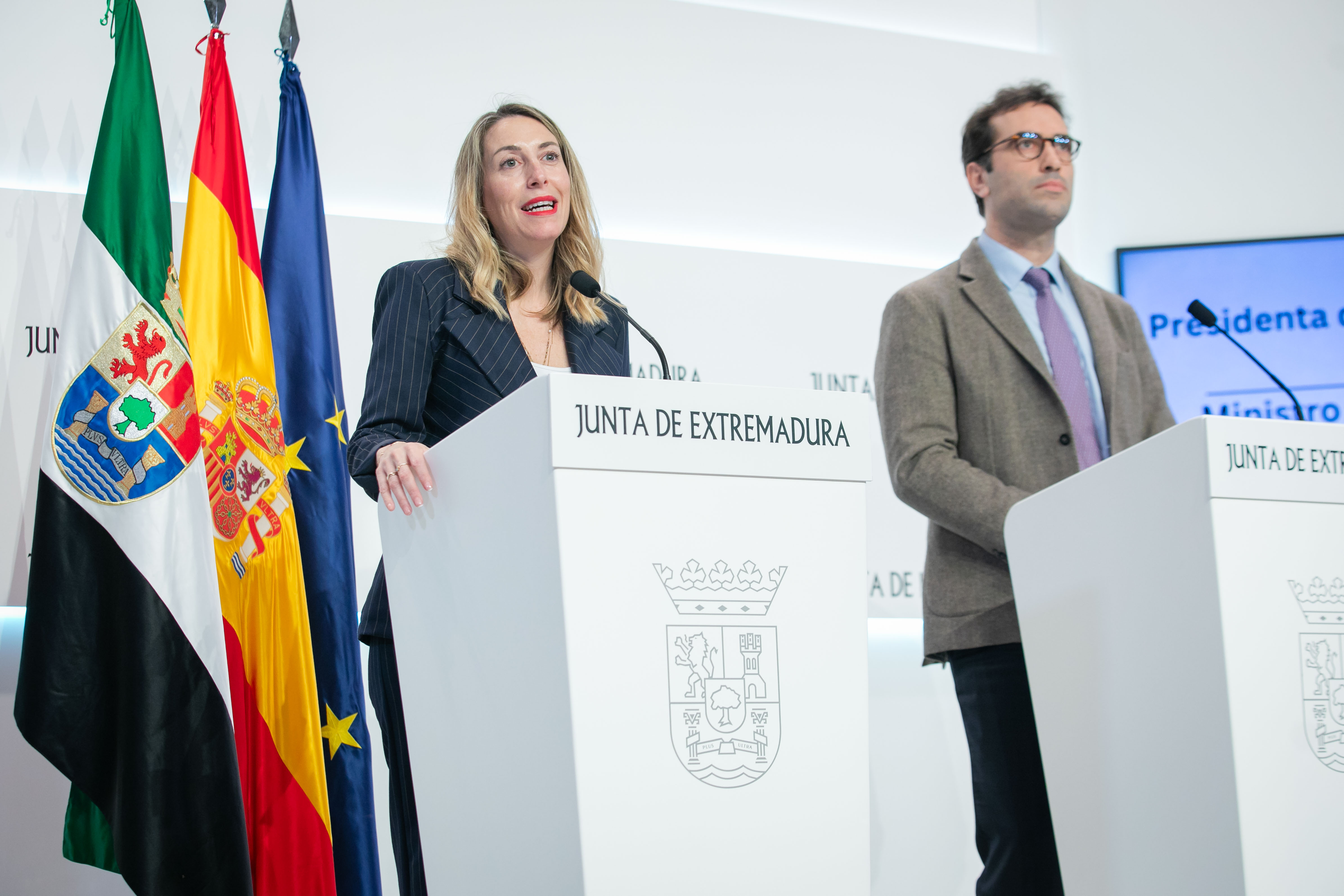 Imagen del artículo María Guardiola pide al Gobierno que potencie los proyectos empresariales y las medidas de impulso económico de la Junta
