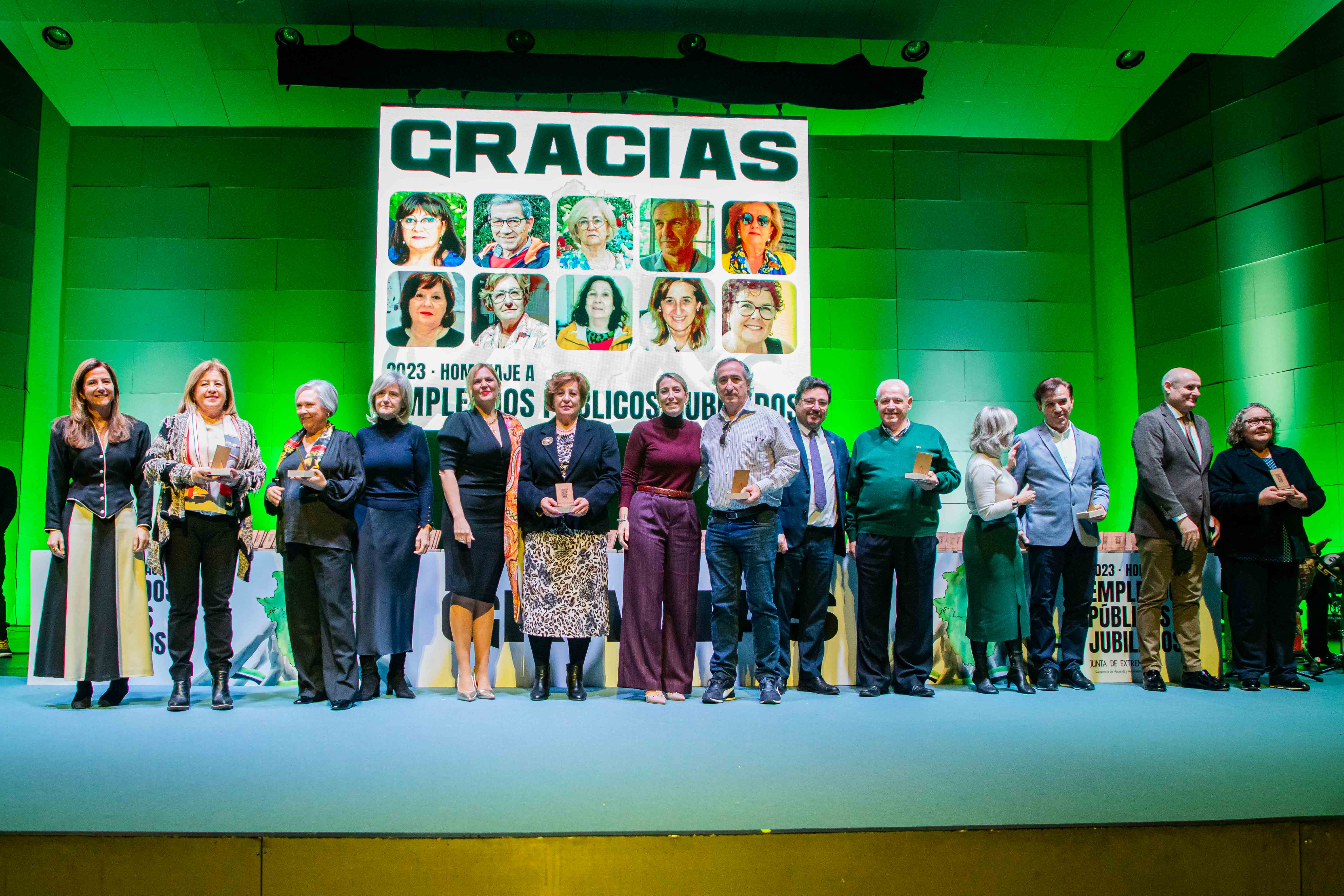 Foto de María Guardiola anuncia el programa RELEVEX, que permite a los jubilados de la Junta de Extremadura seguir vinculados a la Administración